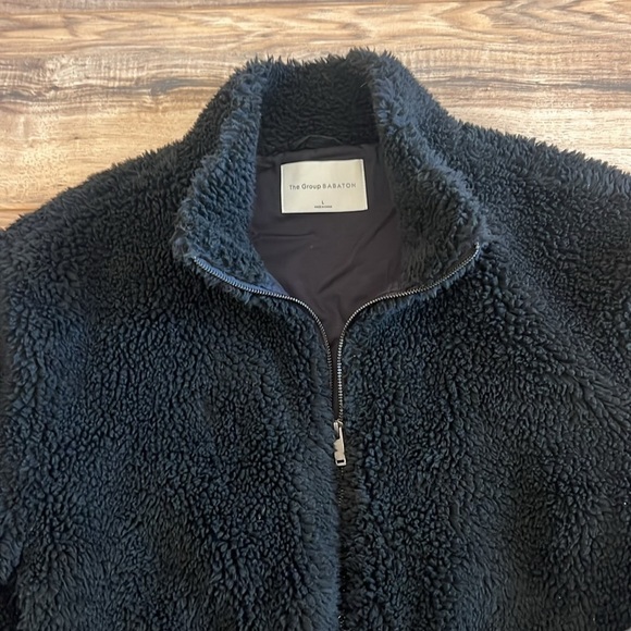 Aritzia Black Fleece Jacket - Picture 6 of 12